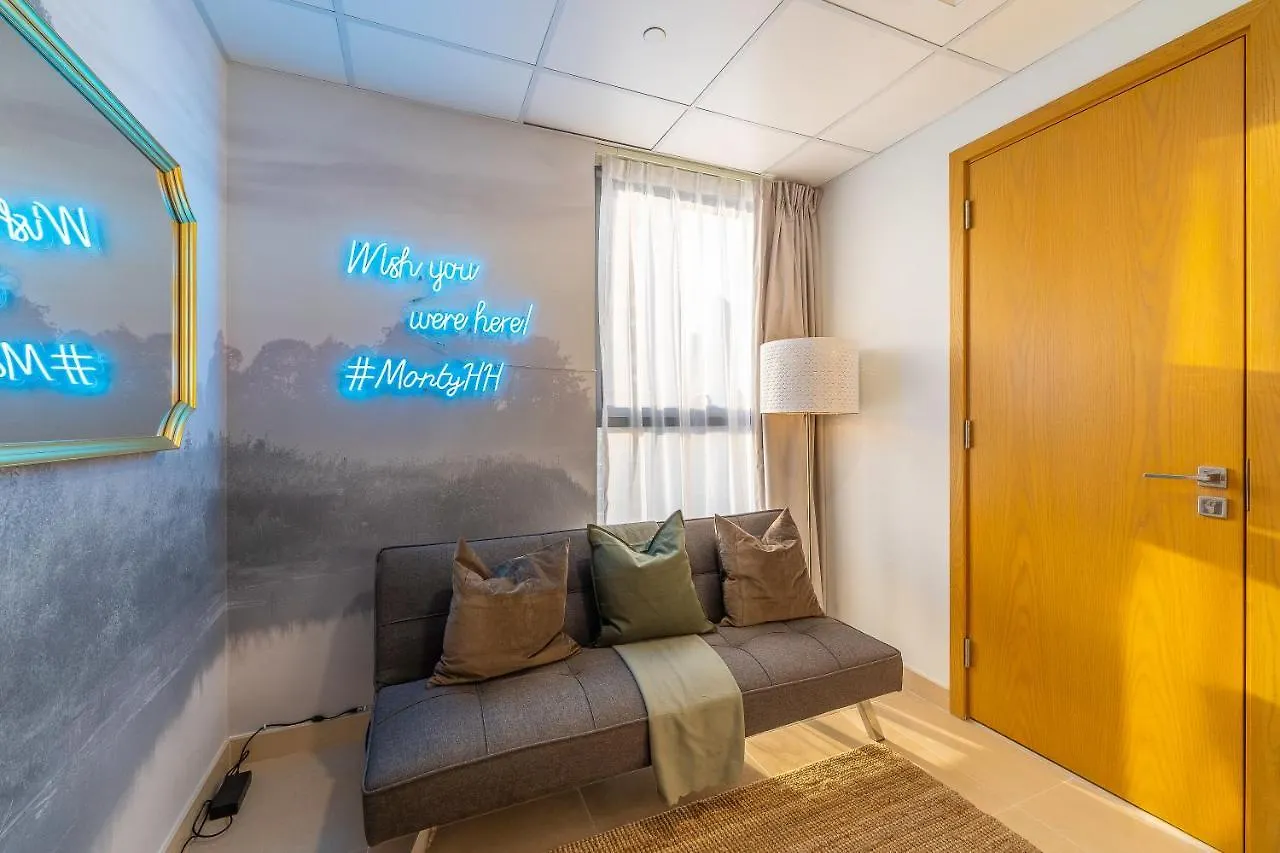 Appartamento Spacious Art Deco Apt With Burj & Canal Views Dubai