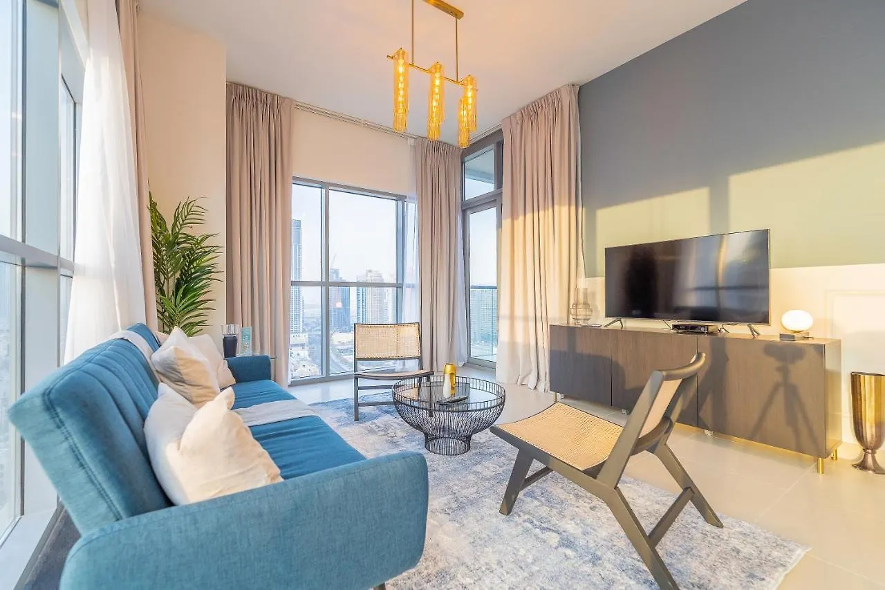 Spacious Art Deco Apt With Burj & Canal Views Dubai Lejlighed